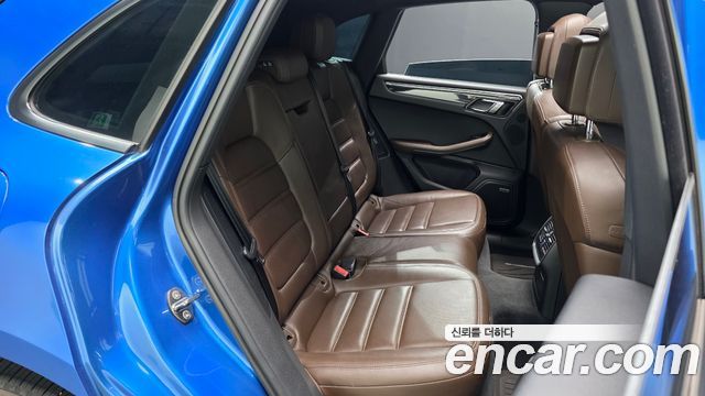 Porsche Macan 2015 — photo 17
