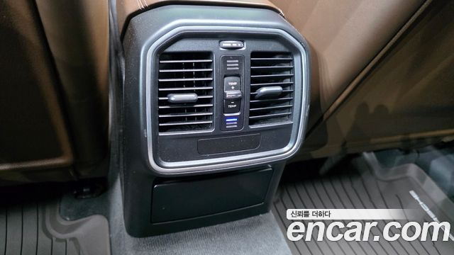 Porsche Macan 2015 — photo 29
