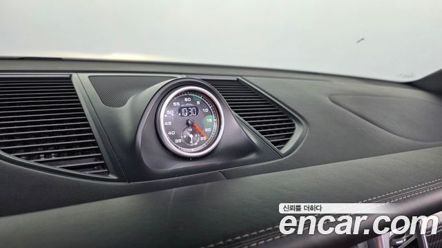 Porsche Macan 2015 — photo 31
