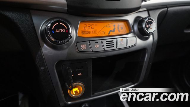 KG Mobility KORANDO 2015 — photo 11