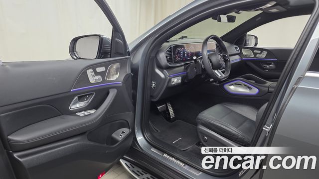 Mercedes-Benz GLE-Class 2023 — photo 13