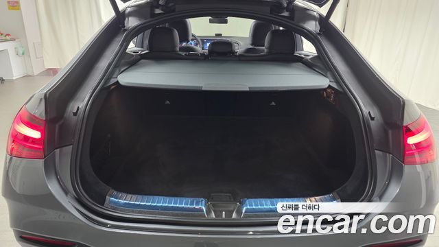 Mercedes-Benz GLE-Class 2023 — photo 25