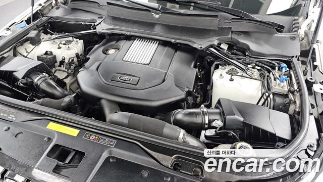 Land Rover Discovery 2020 — photo 6