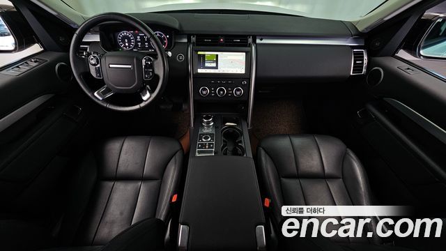 Land Rover Discovery 2020 — photo 7