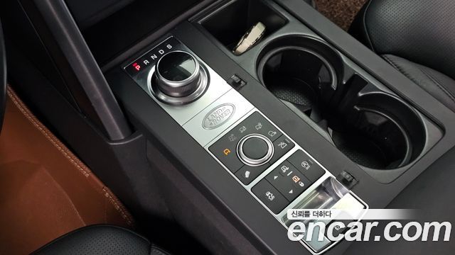 Land Rover Discovery 2020 — photo 9