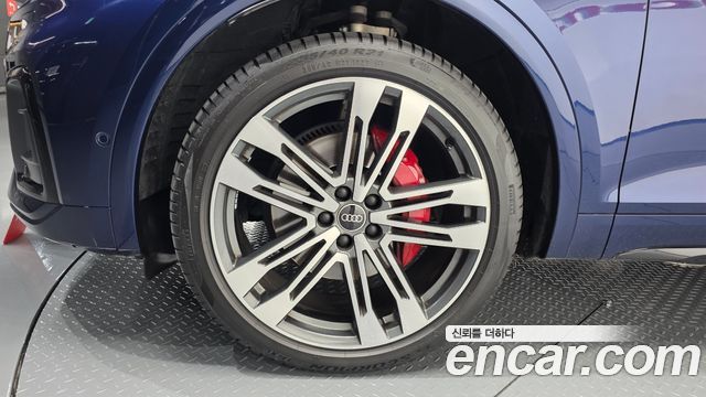 Audi SQ5 2022 — photo 5