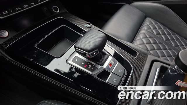 Audi SQ5 2022 — photo 12