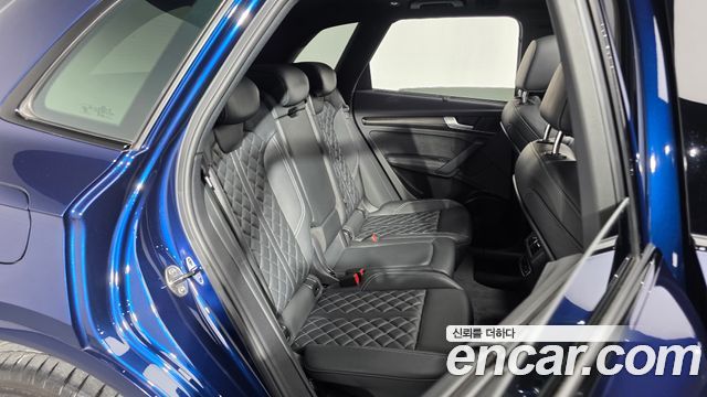 Audi SQ5 2022 — photo 17