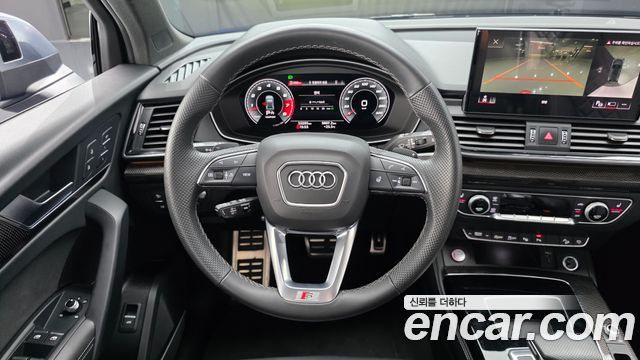 Audi SQ5 2022 — photo 19