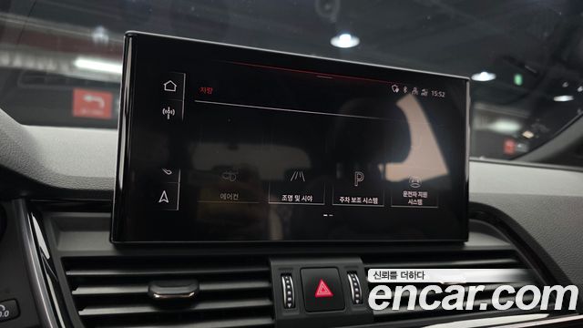Audi SQ5 2022 — photo 21