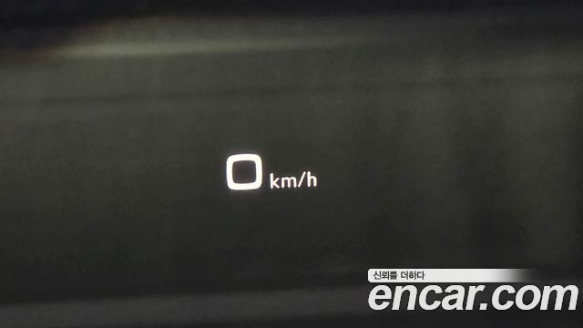Audi SQ5 2022 — photo 36