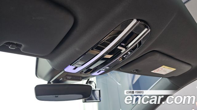Porsche Cayenne 2021 — photo 26