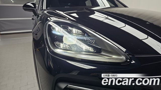 Porsche Cayenne 2021 — photo 8