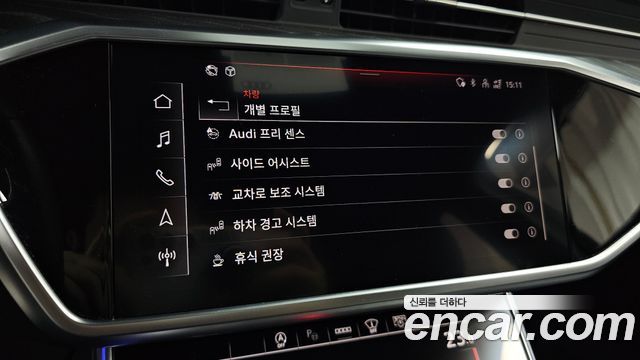 Audi A6 2022 — photo 22