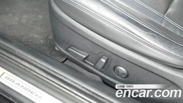 Hyundai Grandeur 2017 — photo 23