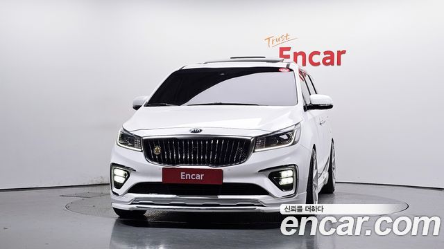 Kia Canival 2019 — photo 3