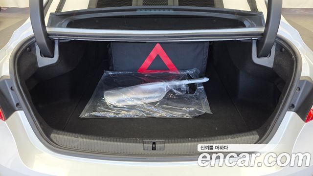 Renault Korea SM6 2019 — photo 26