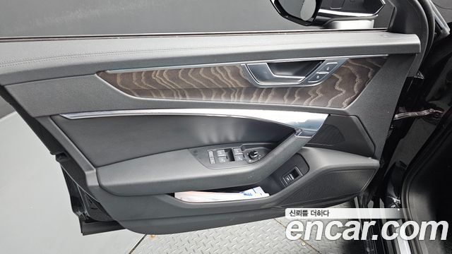 Audi A6 2020 — photo 14