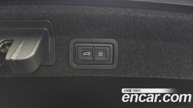 Audi A6 2020 — photo 31