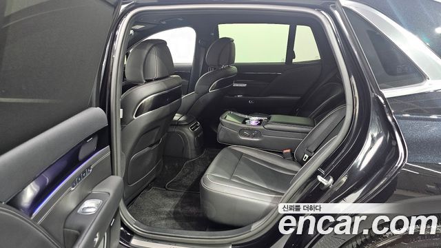 Genesis G90 2022 — photo 17