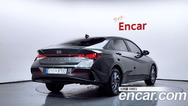 Hyundai AVANTE 2026 — photo 2