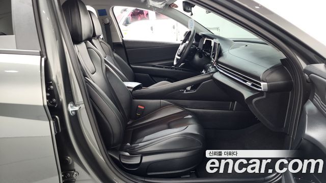 Hyundai AVANTE 2026 — photo 16
