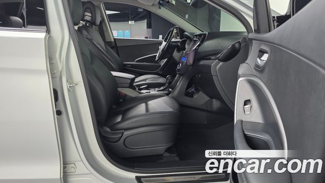 Hyundai Santafe 2015 — photo 11