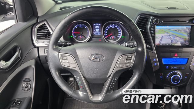 Hyundai Santafe 2015 — photo 13