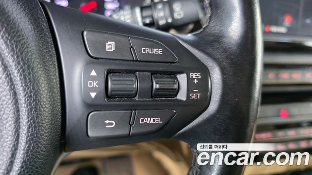 Kia Canival 2018 — photo 23