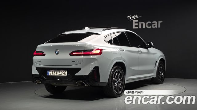 BMW X4 2023 — photo 2