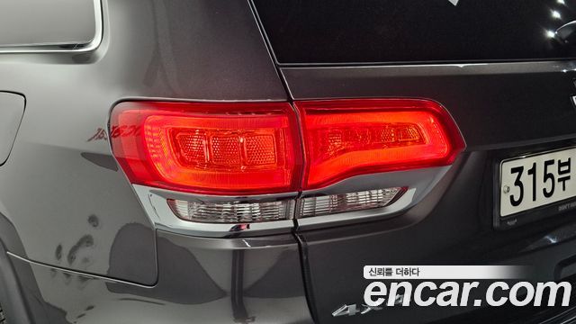 Jeep Cherokee 2019 — photo 9