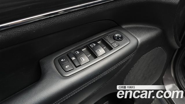 Jeep Cherokee 2019 — photo 27