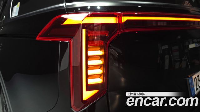 Kia Canival 2025 — photo 9
