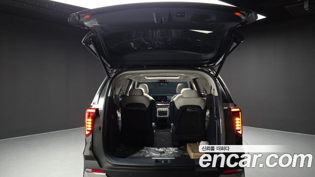 Kia Canival 2025 — photo 40