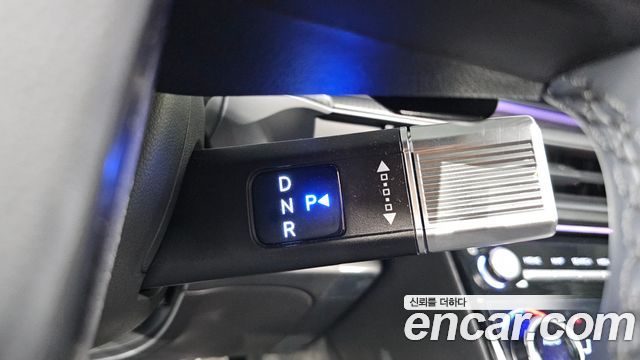 Hyundai Santafe 2024 — photo 12