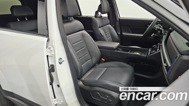 Hyundai Santafe 2024 — photo 16