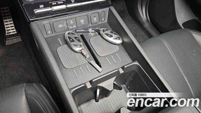 Hyundai Santafe 2024 — photo 27