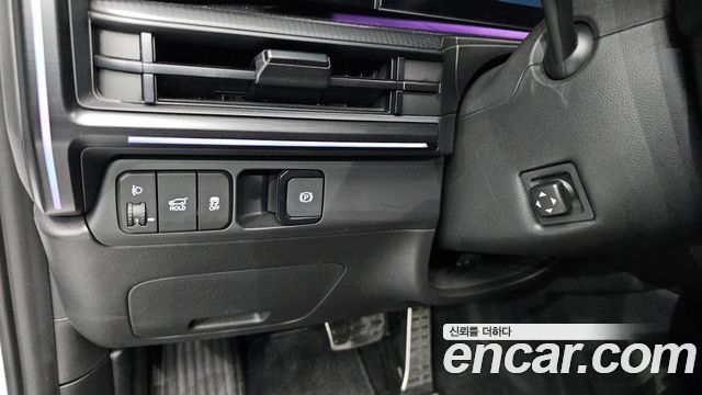 Hyundai Santafe 2024 — photo 28