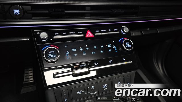 Hyundai Santafe 2024 — photo 32