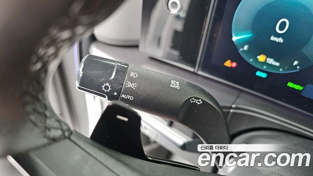 Hyundai Santafe 2024 — photo 37