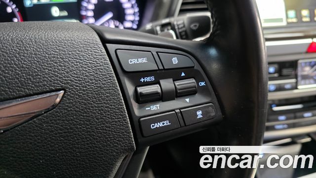Genesis G80 2017 — photo 19