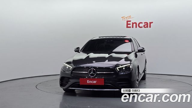 Mercedes-Benz E-Class 2021 — photo 3