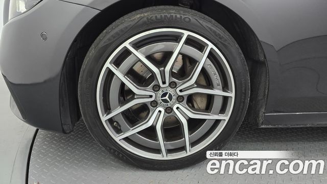 Mercedes-Benz E-Class 2021 — photo 5
