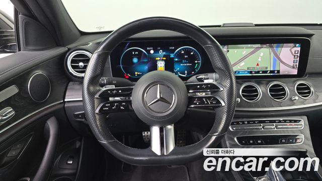 Mercedes-Benz E-Class 2021 — photo 19