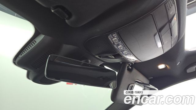 Mercedes-Benz E-Class 2021 — photo 26