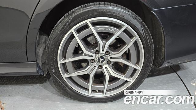 Mercedes-Benz E-Class 2021 — photo 7