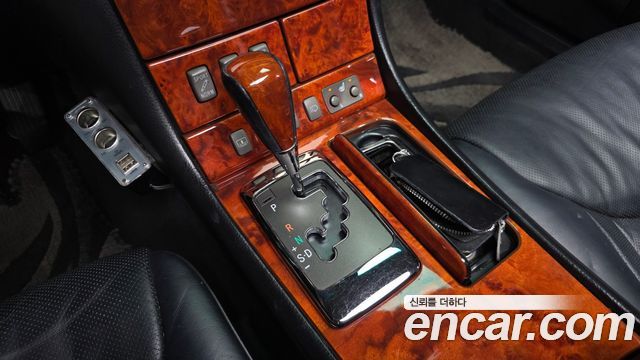 Lexus LS 2004 — photo 9