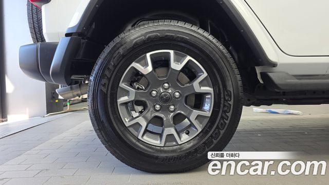 Jeep Wrangler 2026 — photo 5