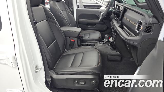 Jeep Wrangler 2026 — photo 17