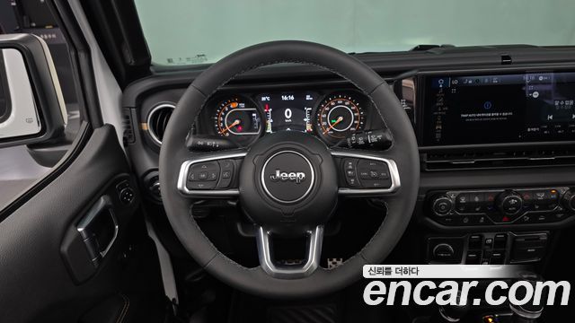 Jeep Wrangler 2026 — photo 19
